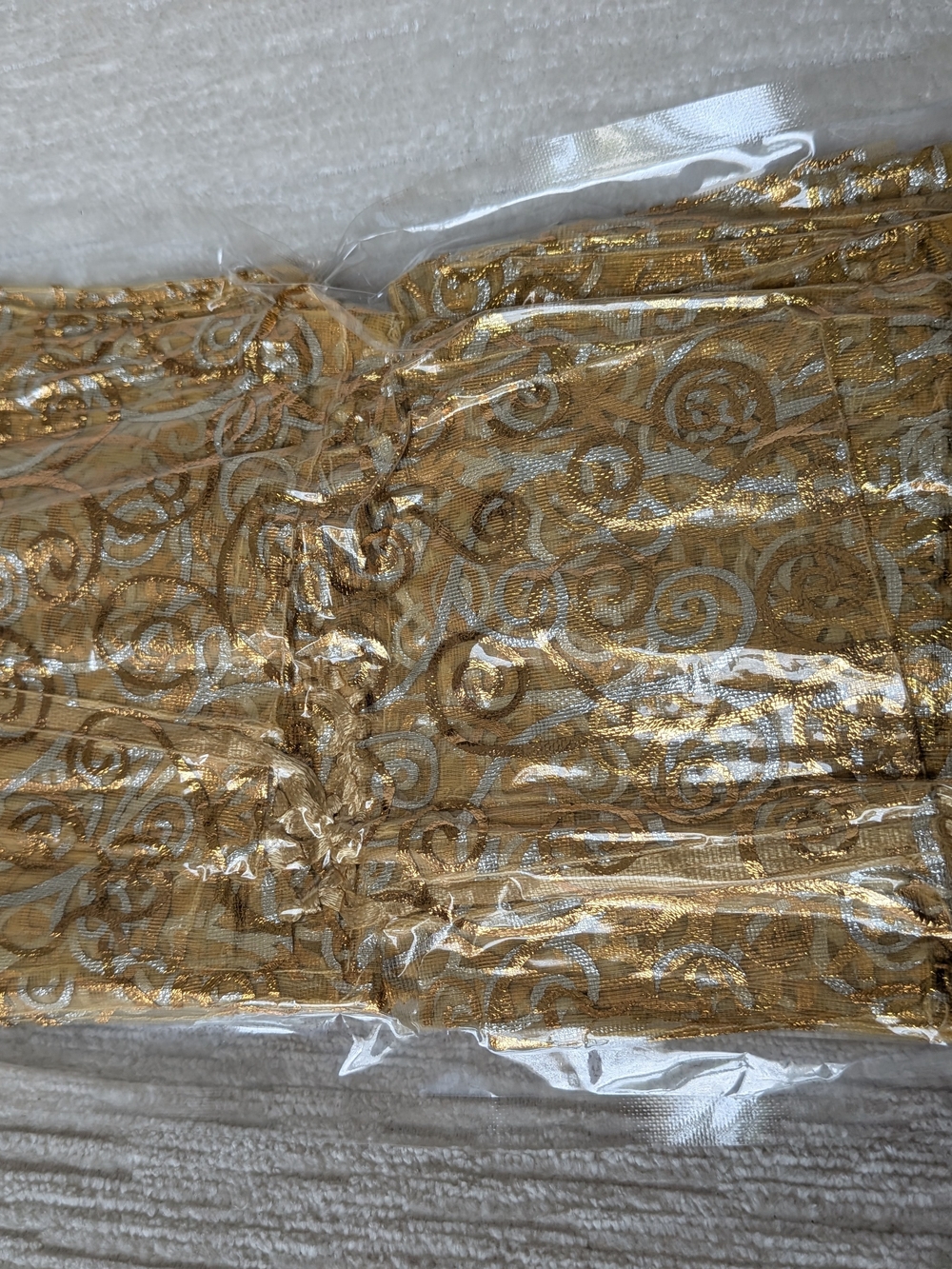 Gold Metallic Swirl Organza Bags 100 Pk 3"X4" Drawstring Closure Vacuum Sealed - Picture 1 of 7